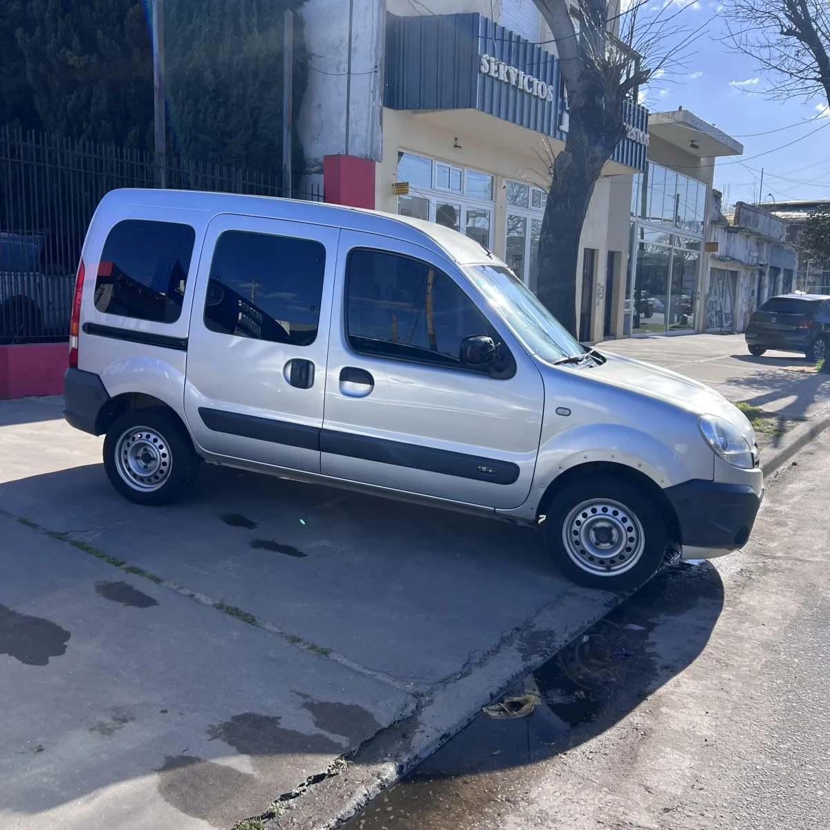 Renault Kangoo Autentique Plus 1.6 Ph3