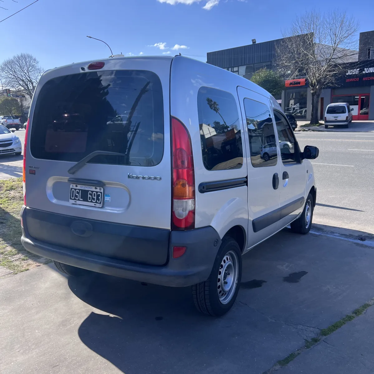 Renault Kangoo Autentique Plus 1.6 Ph3