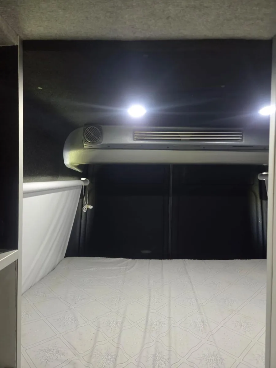 MERCEDES BENZ SPRINTER MOTORHOME