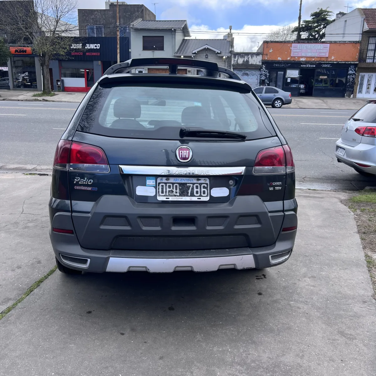 Fiat Palio Weekend Aventure Locker
