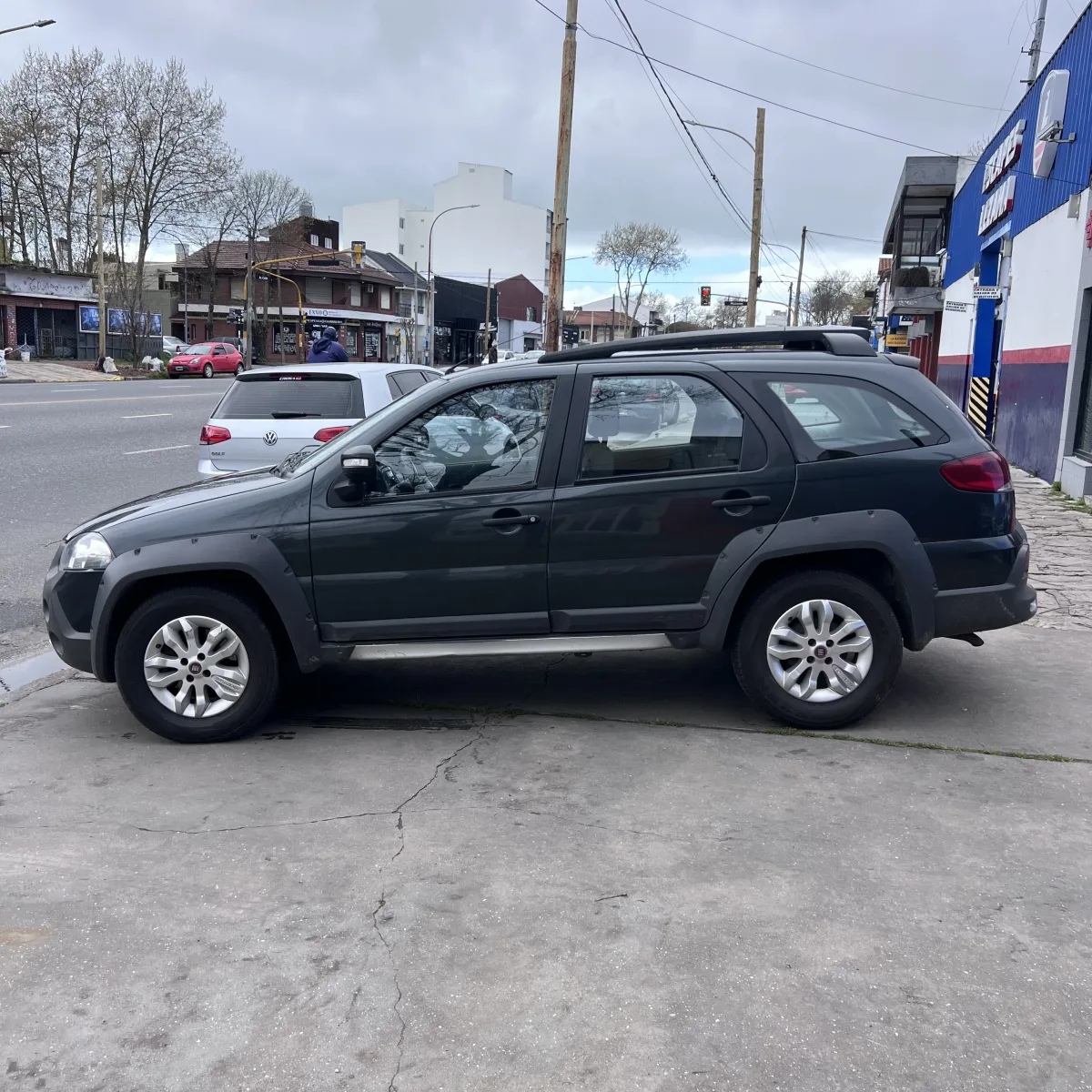 Fiat Palio Weekend Aventure Locker