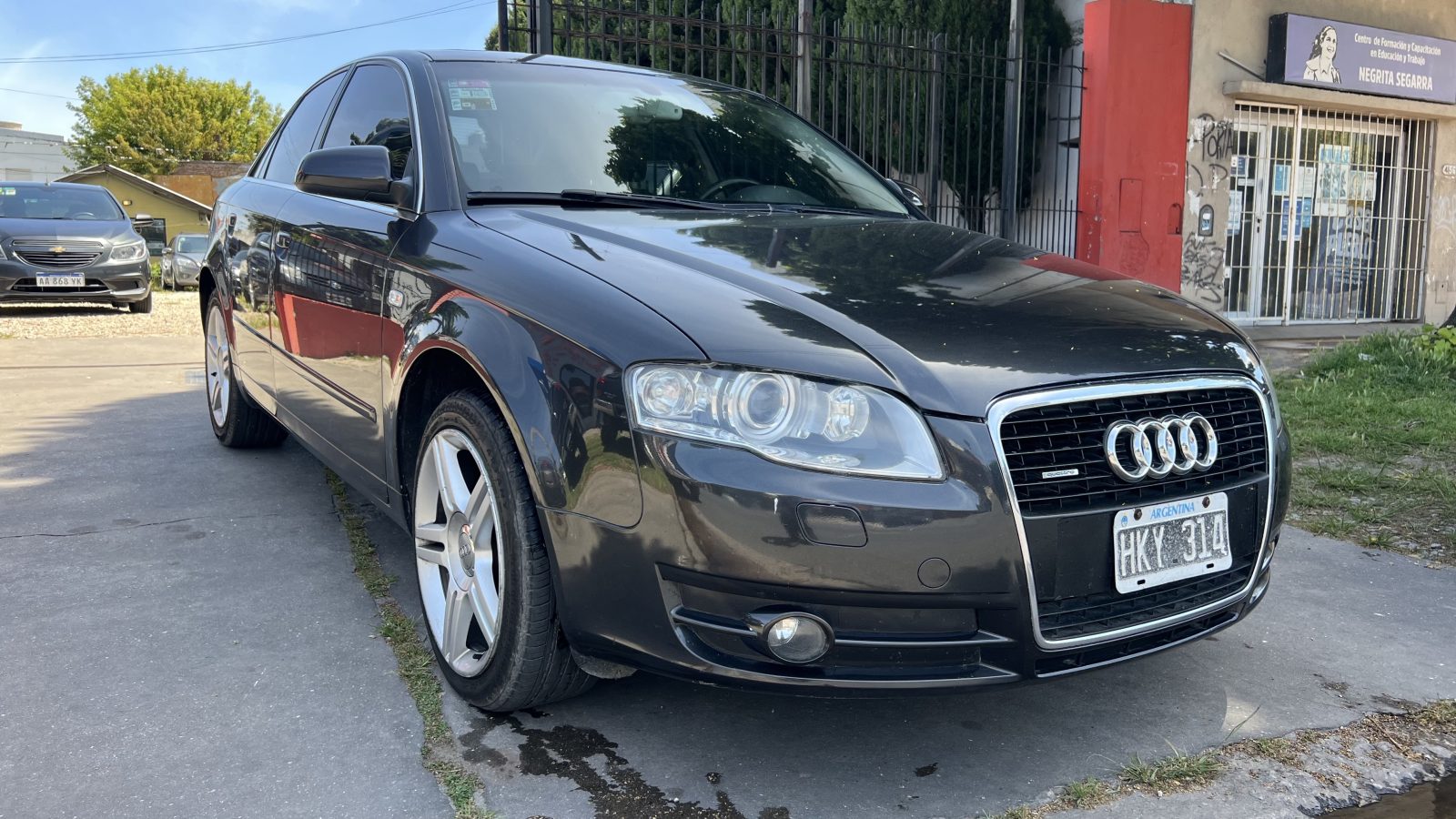 Audi A4 3.2 V6 FSI Quattro Tiptronic