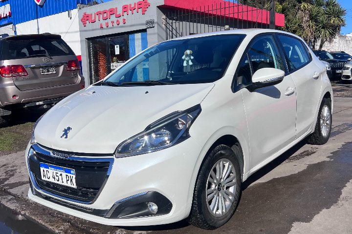 Peugeot 208 Allure 1.6