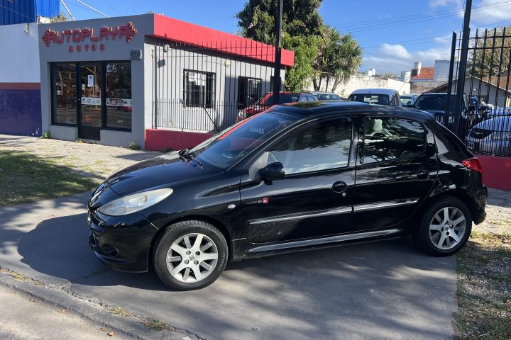 Peugeot 207 Quicksilver — Costado