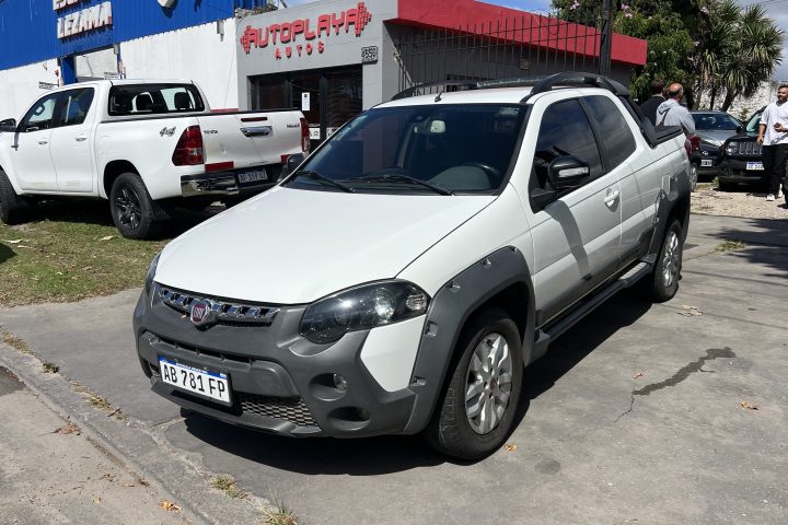 Fiat  Strada Adventure Locker 