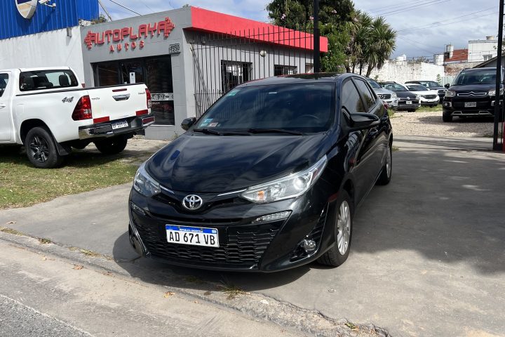 Toyota  Yaris Xls 